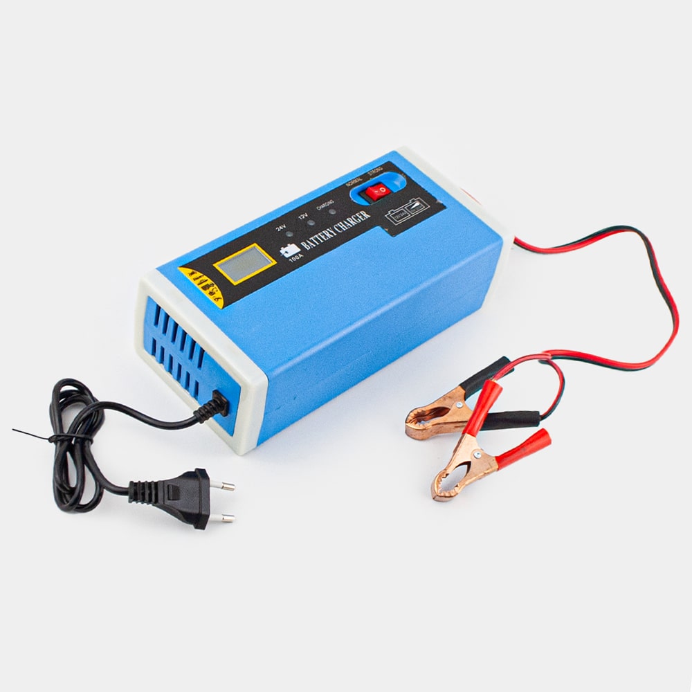 Automatski pametni punjač za akumulator 12V/24V